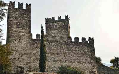 Castello di Rezzonico
